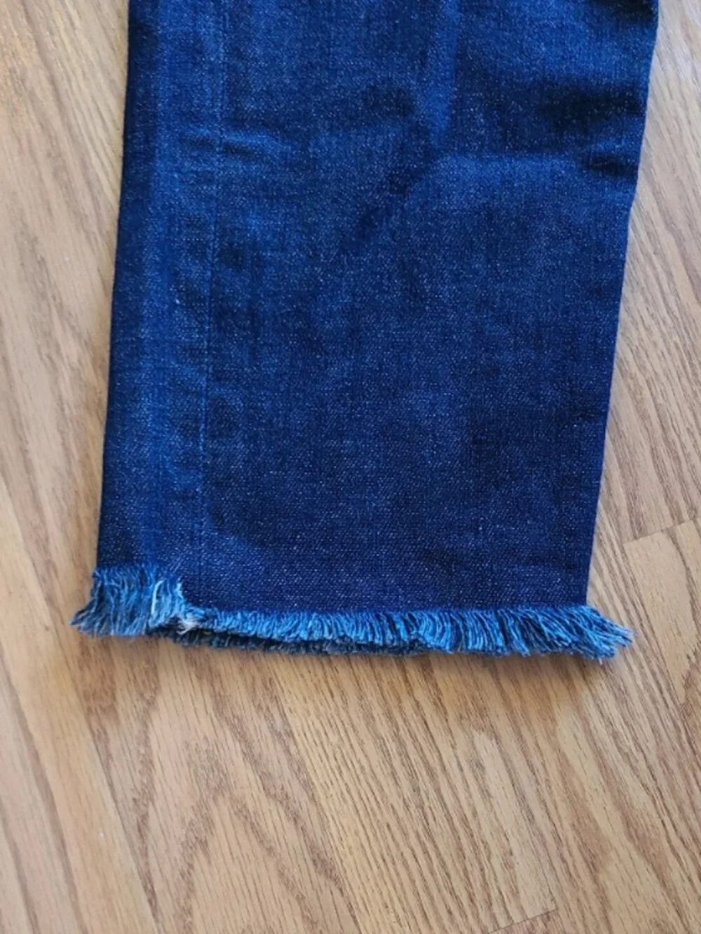 FRAME DENIM LE BOY DISTRESSED BOYFRIEND JEANS FRINGE HEM PONDVIEW DISTRESS sz 27